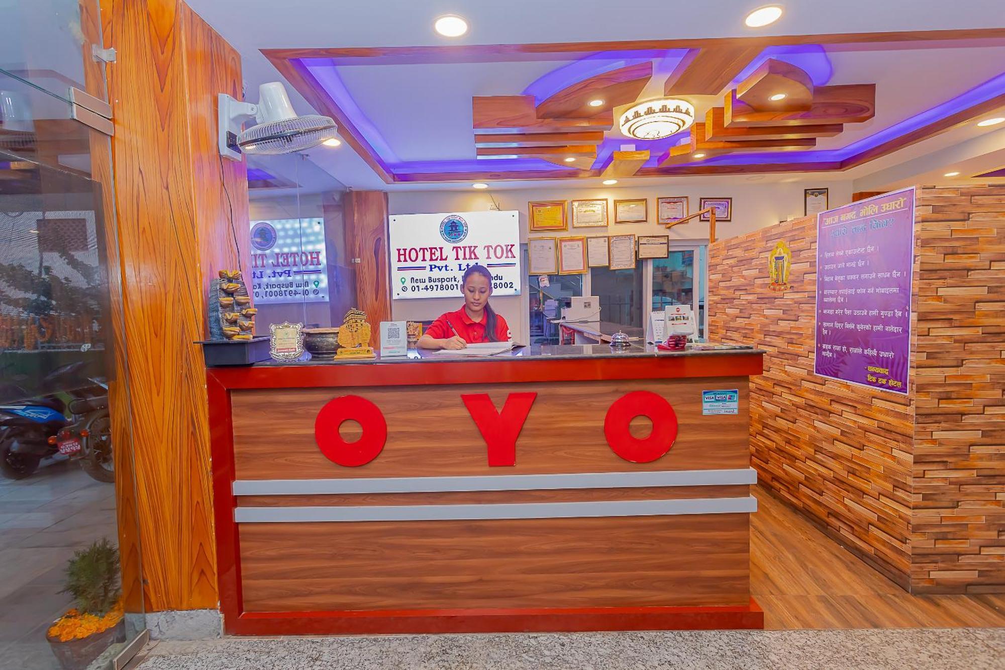 Oyo 799 Hotel Tik Tok Pvt Ltd. Katmandú Exterior foto