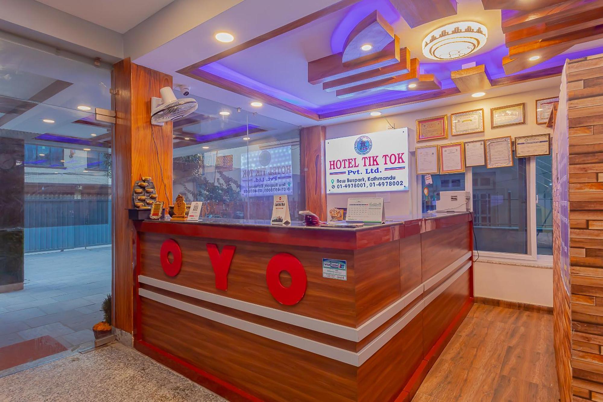 Oyo 799 Hotel Tik Tok Pvt Ltd. Katmandú Exterior foto